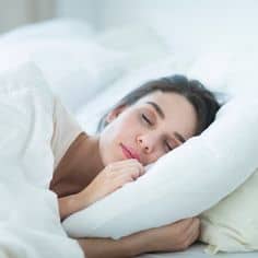 Natural Benefits of silk pillowcases and apparels 1: