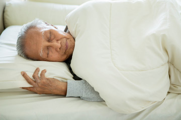 anti-ageing silk pillowcases